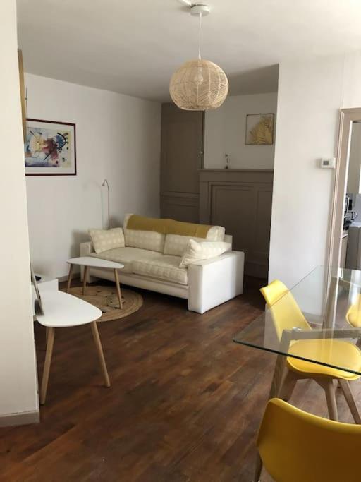 Tulle : Superbe Appartement Quartier Historique Luaran gambar