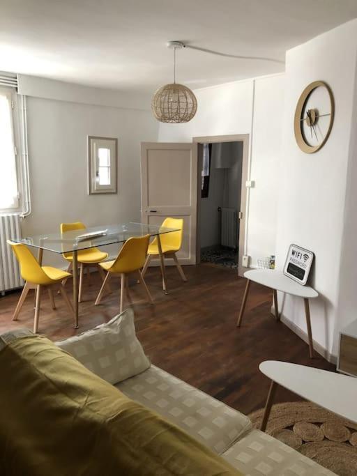 Tulle : Superbe Appartement Quartier Historique Luaran gambar
